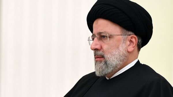رئیسی دستور ویژه ای برای پیگیری و رسیدگی فوری به سانحه ریزش ساختمان متروپل داد - اسپوتنیک ایران  