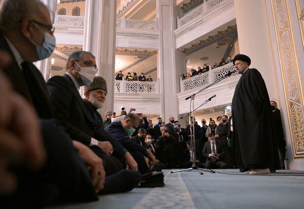 حضور رئیس جمهور ایران در مسجد جامع روسیه  - اسپوتنیک ایران  