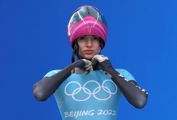 ورزشکاران روسیه در رقابت های سرسختانه المپیک زمستانی 2022 پکن شرکت دارند.یولیا کاناکینا از روسیه. - اسپوتنیک ایران  