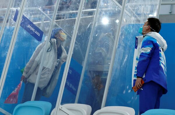 پشت صحنه بازی‌های المپیک زمستانی در پکن.تیم پزشکی. - اسپوتنیک ایران  
