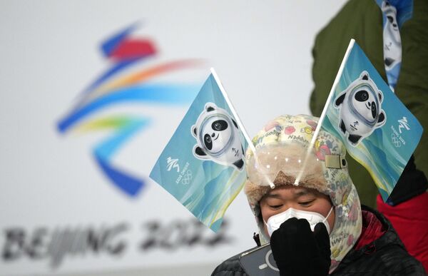 پشت صحنه بازی‌های المپیک زمستانی در پکن.هوادار پرش از روی سکو. - اسپوتنیک ایران  