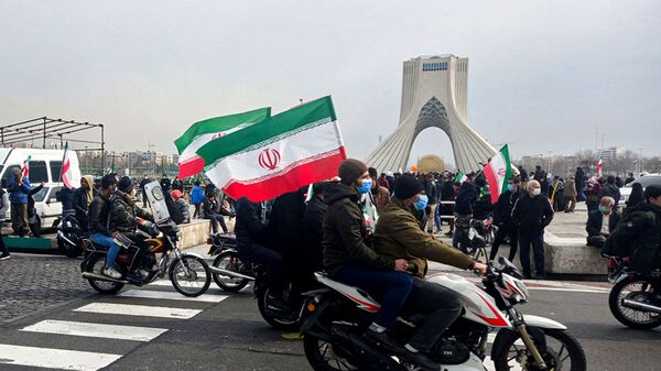 Шествие в честь 43-летней годовщины победы исламской революции в Тегеране - اسپوتنیک ایران  