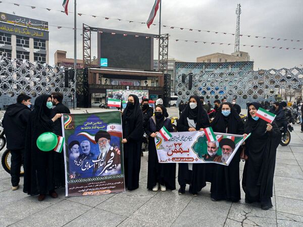 راهپیمایی بزرگداشت چهل و سومین سالگرد پیروزی انقلاب اسلامی در تهران - اسپوتنیک ایران  