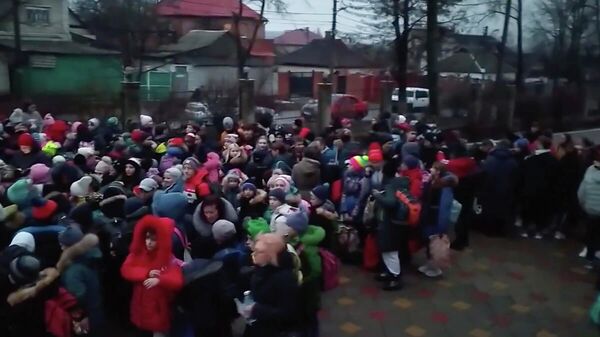 وزارت دفاع روسیه: بیش از 200 خارجی از منطقه خرسون اوکراین خارج شدند - اسپوتنیک ایران  