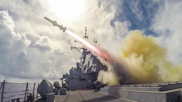 بوریس جانسون در نظر دارد موشک های ضد کشتی به اوکراین ارسال کند - اسپوتنیک ایران  