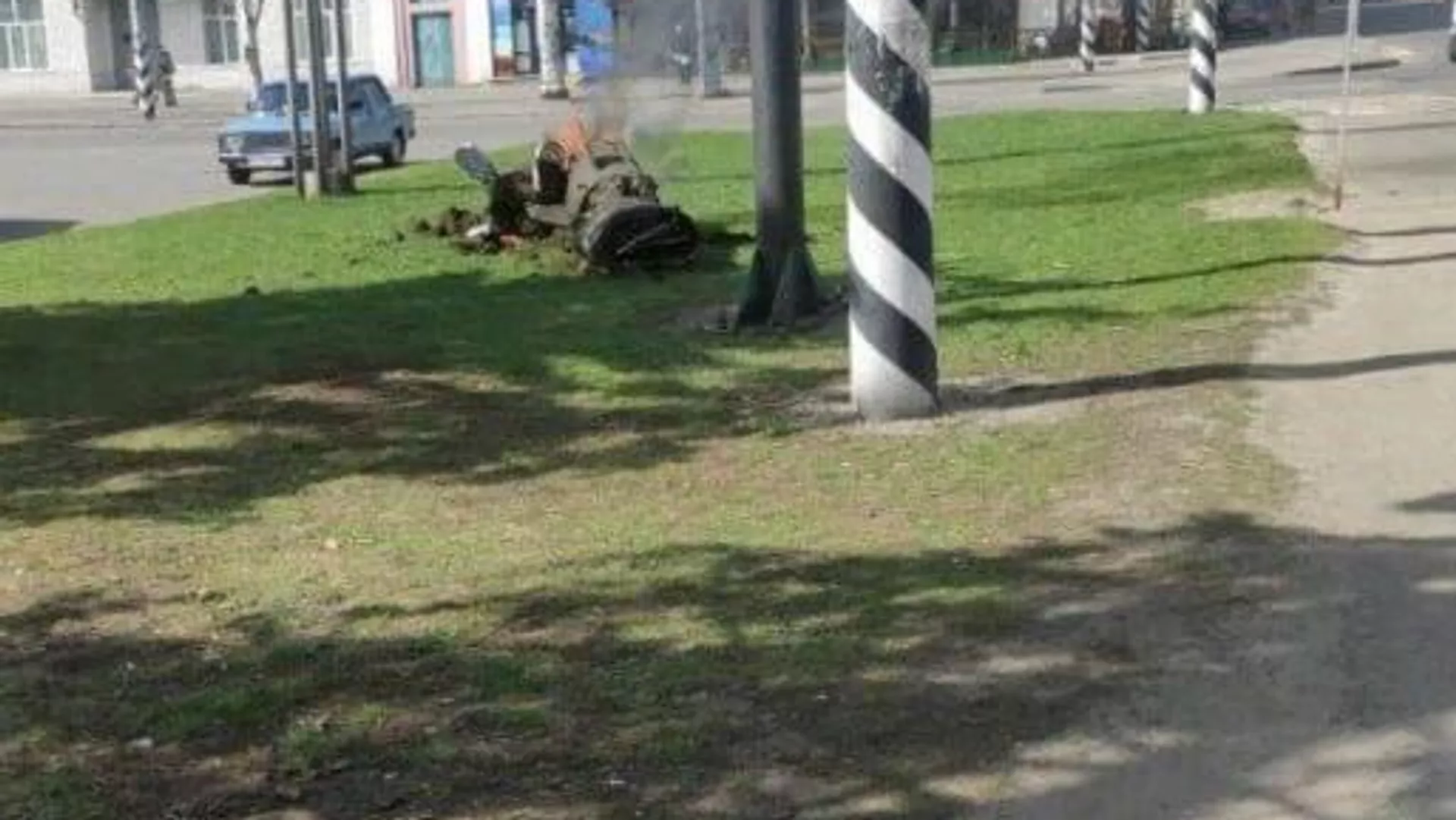 Последствия обстрела украинскими войсками ракетой Точка-У по Краматорску