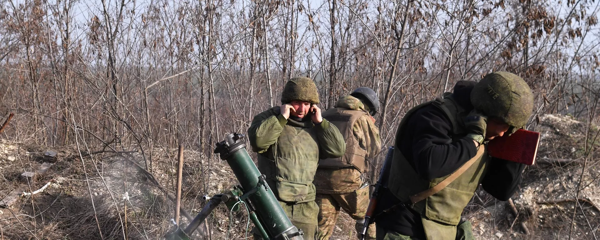 Военные Народной милиции ЛНР ведут огонь по позициям ВСУ в направлении Лисичанска в Луганской области - اسپوتنیک ایران  , 1920, 13.05.2022