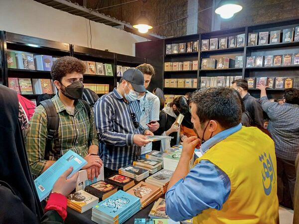 33-مین نمایشگاه بین المللی کتاب تهران با شرکت روسیه آغاز به کار کرد. - اسپوتنیک ایران  