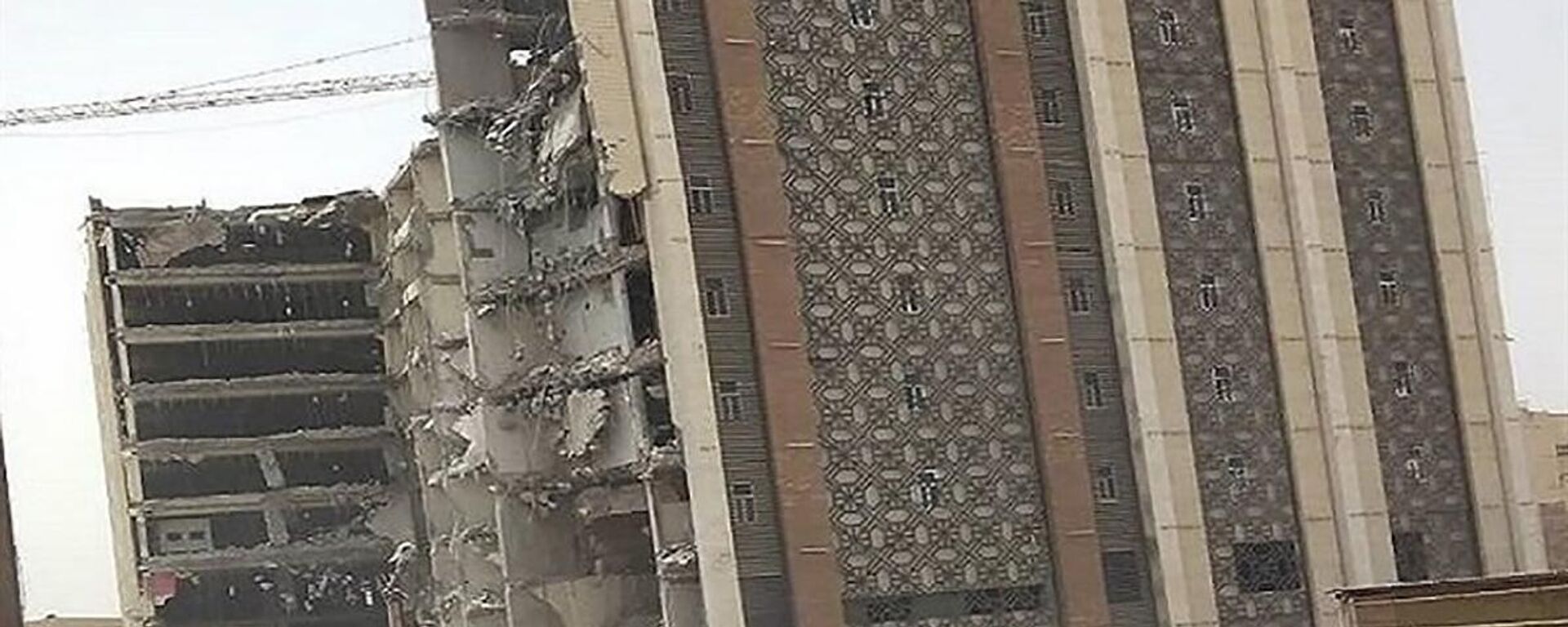 ریزش ساختمان 10 طبقه در آبادان - اسپوتنیک ایران  , 1920, 24.05.2022