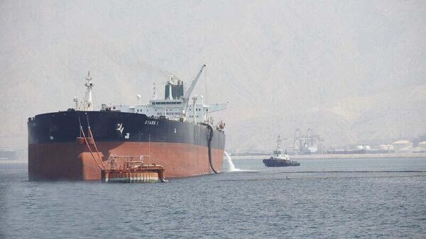 رسانه: نفتکش ایران به آبهای ونزوئلا رسید - اسپوتنیک ایران  