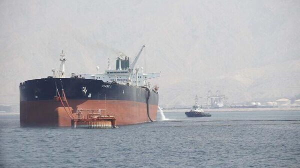 تولید نفت ایران با وجود ادامه تحریم‌های اقتصادی رکوردشکنی می کند - اسپوتنیک ایران  