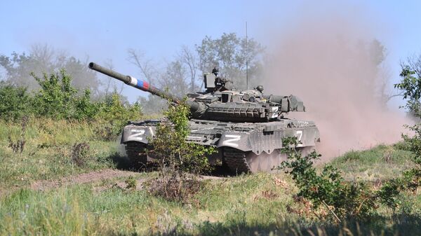 تانک T-80 شبه نظامیان جمهوری خلق لوهانسک  - اسپوتنیک ایران  