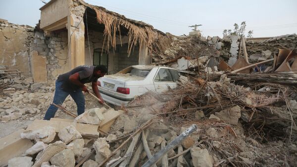 Последствия землетрясения в деревне Сайех Хош в провинции Хормозган на юге Ирана - اسپوتنیک ایران  