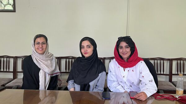 موفقیت تحسین برانگیز 7 دانشجوی زبان روسی دانشگاه اصفهان در دریافت بورس دولتی روسیه  - اسپوتنیک ایران  