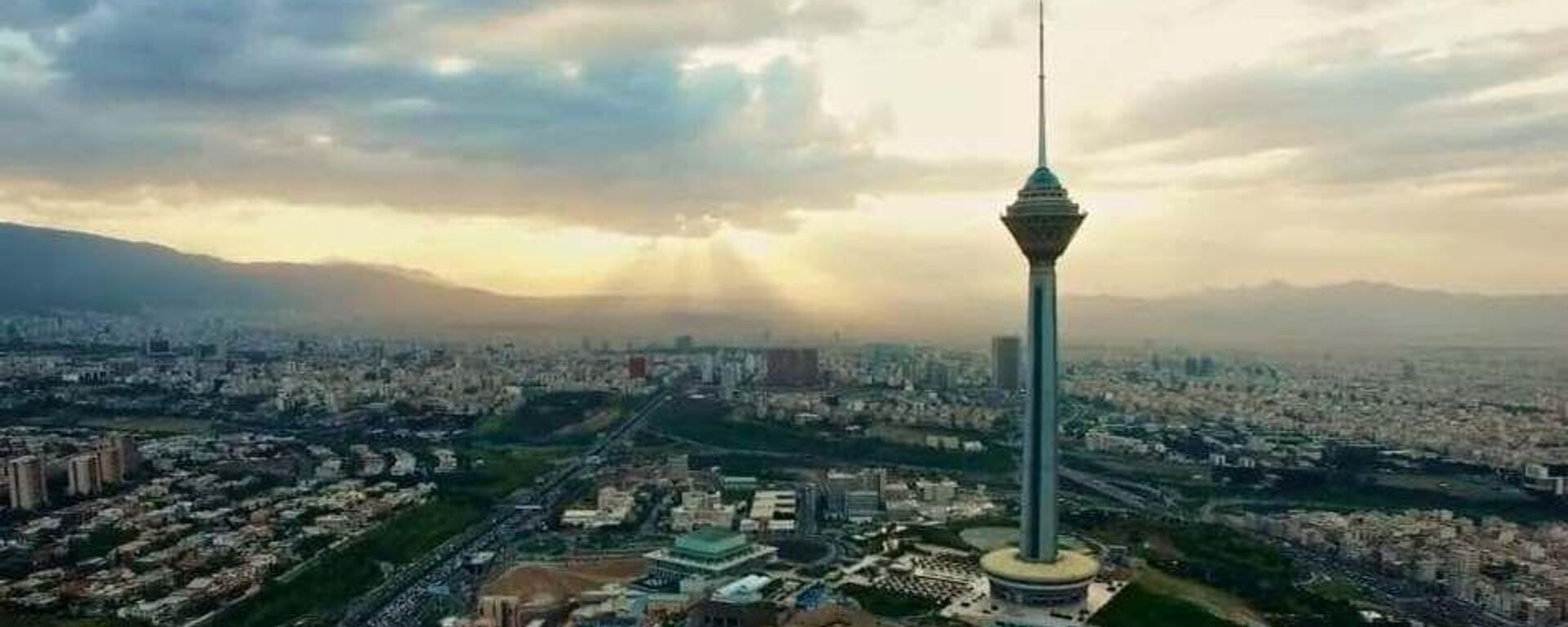 افزایش چشمگیر قیمت مسکن در تهران   - اسپوتنیک ایران  , 1920, 26.09.2022