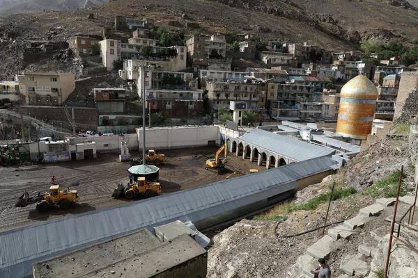 شمار کشته‌شدگان سیل و رانش زمین در امامزاده داود به ۶ نفر و مفقودی ها به ۱۴ نفر رسید.   در حال حاضر ۱۴ نفر هستند و عملیات جست‌وجوی آن‌ها همچنان ادامه دارد. - اسپوتنیک ایران  