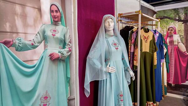 Выставка дизайна одежды и моды в Иране - اسپوتنیک ایران  