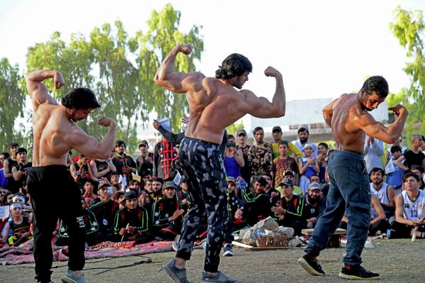 ورزشکار افغانی در مسابقات پرورش اندام - اسپوتنیک ایران  