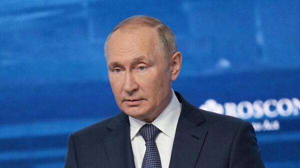 Президент РФ В. Путин принял участие в VII Восточном экономическом форуме - اسپوتنیک ایران  