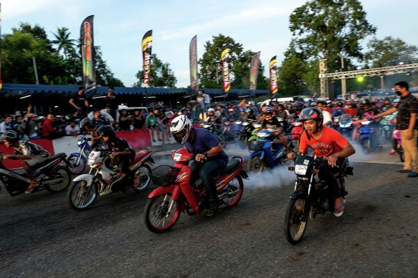 مسابقات موتورسواری در تایلند - اسپوتنیک ایران  