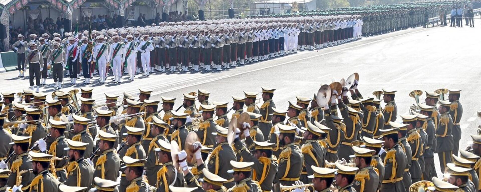 مراسم رژه نیروهای مسلح در ایران به مناسبت آغاز هفته دفاع مقدس  - اسپوتنیک ایران  , 1920, 22.09.2022