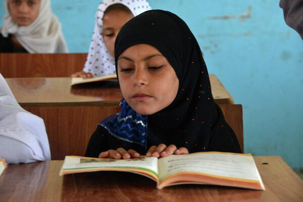 مدرسه دخترانه افغانستانی ها در قندهار - اسپوتنیک ایران  