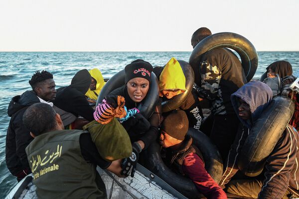 مهاجران در دریا - اسپوتنیک ایران  