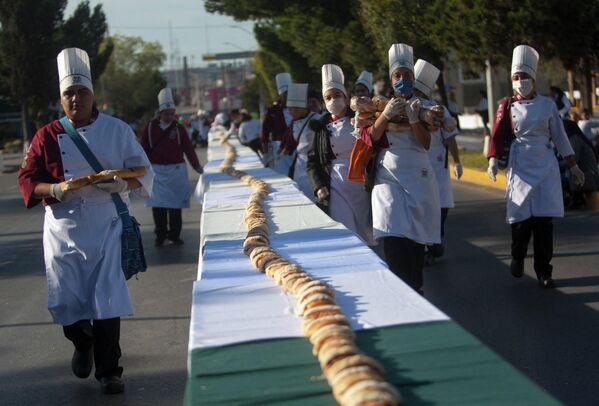 بزرگترین کیک جهان - اسپوتنیک ایران  