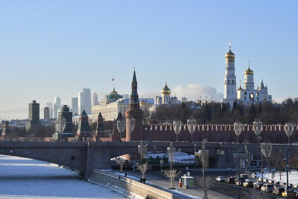 نمایی از کرملین از پل واقع در پارک &quot;زاریادیه&quot; در مسکو. - اسپوتنیک ایران  