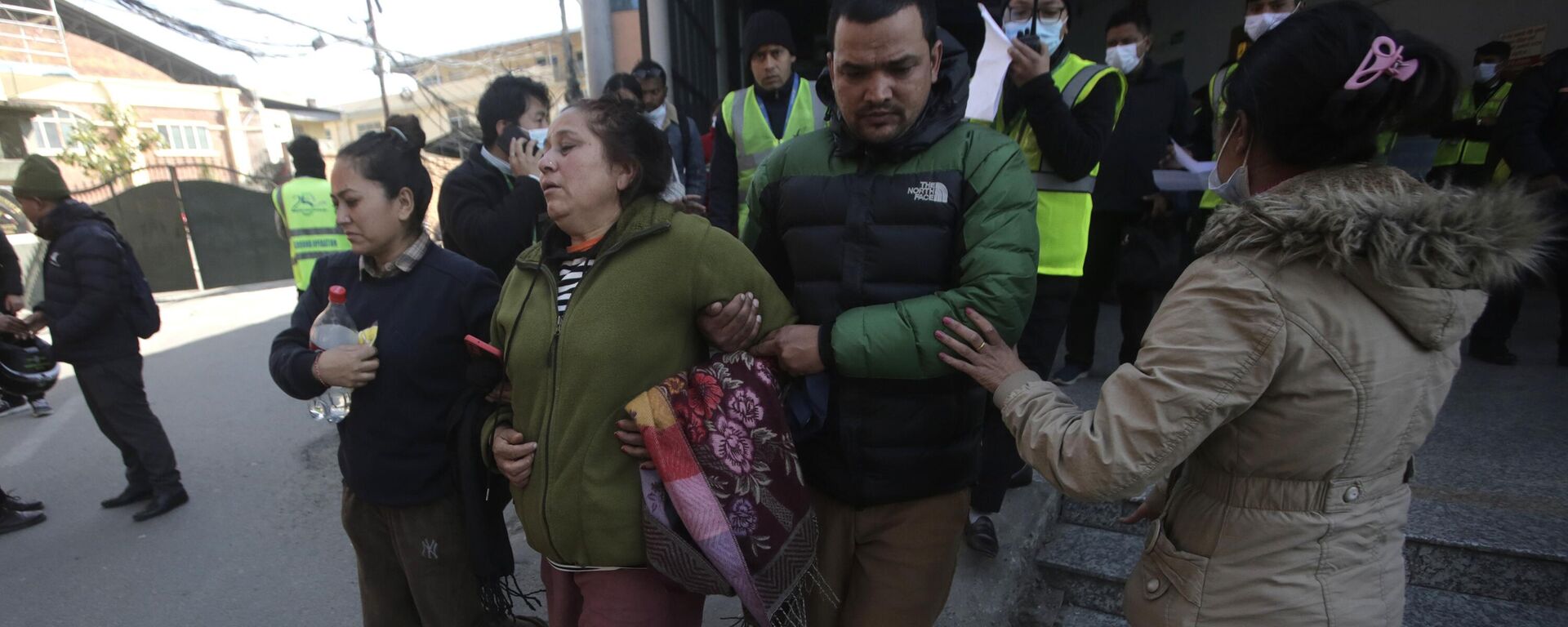 بستگان قربانیان سقوط هواپیمای خطوط هوایی یتی در نپال - اسپوتنیک ایران  , 1920, 15.01.2023