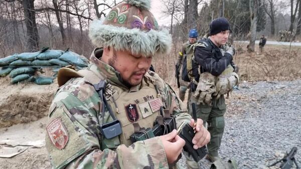 Американский военный Hieu Le, прибывший в качестве международного добровольца на Украину - اسپوتنیک ایران  