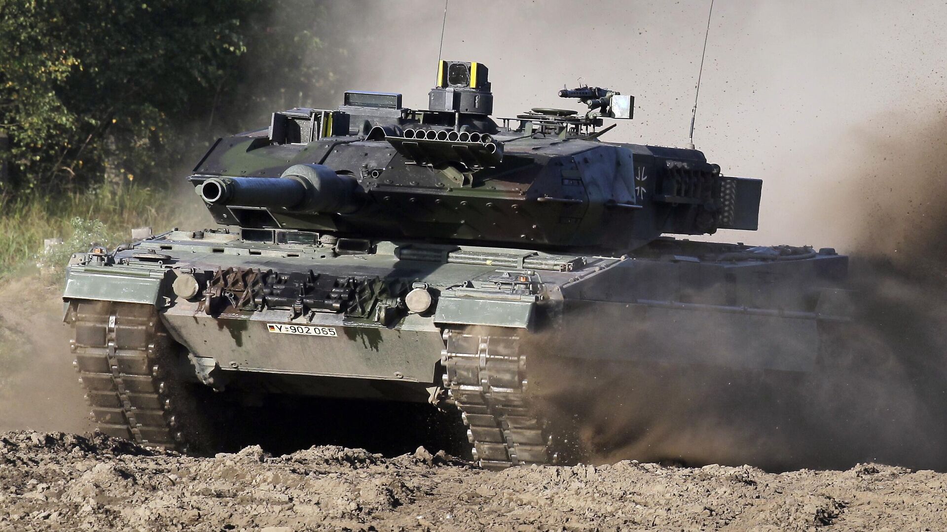Танк Leopard 2 на демонстрационном мероприятии, Германия - اسپوتنیک ایران  , 1920, 01.02.2023