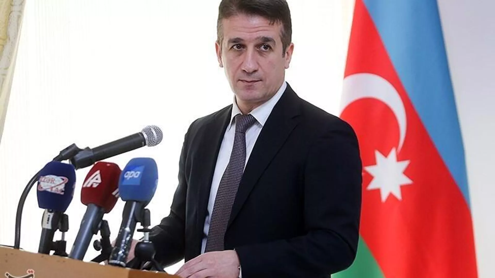 علی علیزاده