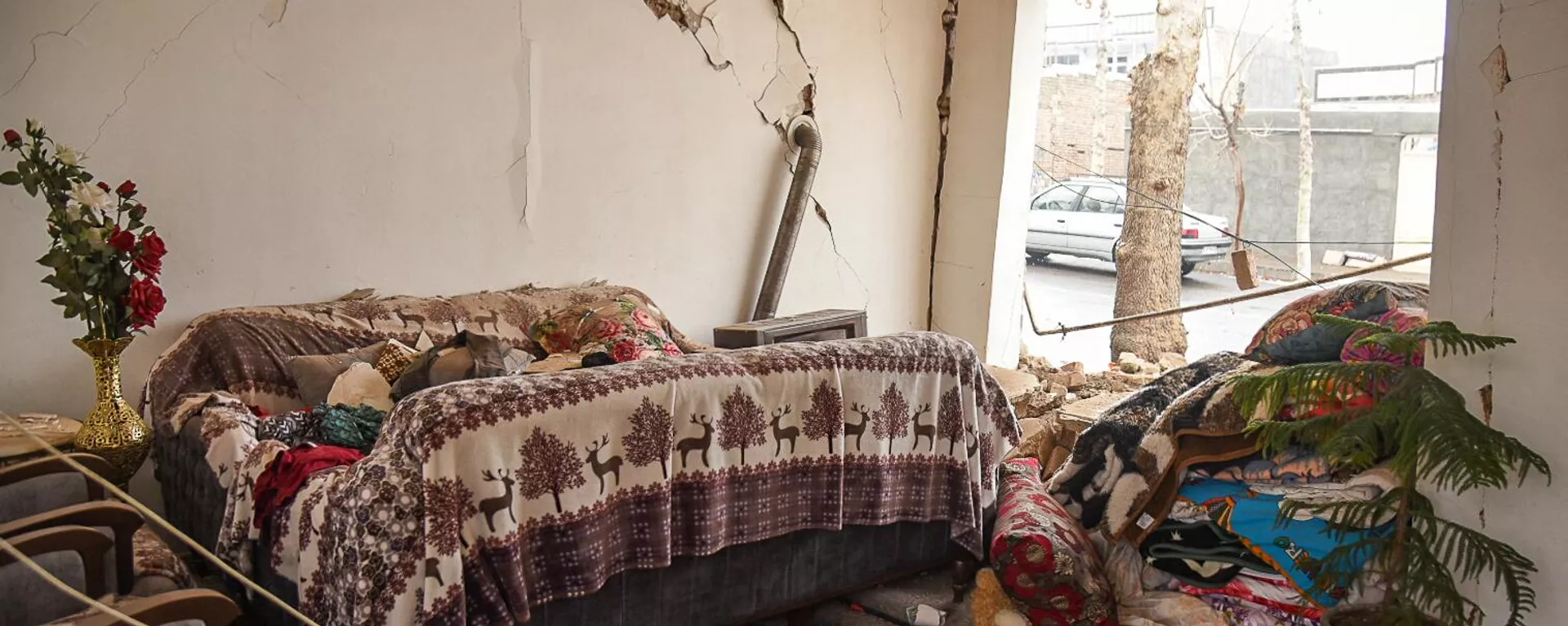 Последствия землетрясения на севере-западе Ирана в городе Хой  - اسپوتنیک ایران  , 1920, 29.01.2023