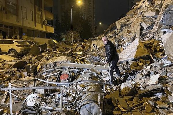پیامد زلزله مهیب و مخرب در جنوب ترکیه. - اسپوتنیک ایران  