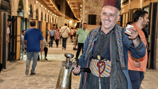 ابو عبدو، قهوه فروشی در حلب - اسپوتنیک ایران  