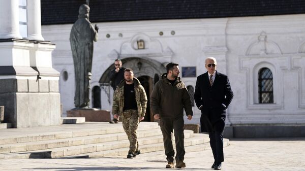 Президент США Джо Байден и президент Украины Владимир Зеленский в Киеве - اسپوتنیک ایران  