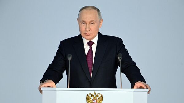  Президент РФ Владимир Путин выступает с ежегодным посланием Федеральному собранию - اسپوتنیک ایران  