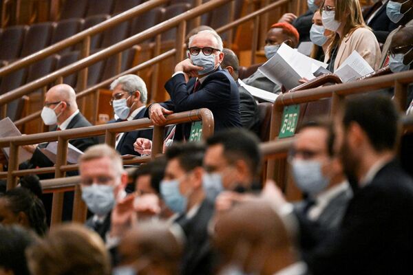 ناظران خارجی در مراسم افتتاحیه کنفرانس مشورتی سیاسی خلق چین (CPPCC) در تالار بزرگ مردم در پکن در 4 مارس 2023 شرکت می کنند. (عکس از NOEL CELIS / AFP) - اسپوتنیک ایران  