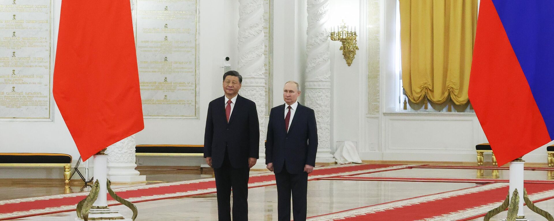 Президент РФ Владимир Путин и председатель КНР Си Цзиньпин во время встречи в Москве - اسپوتنیک ایران  , 1920, 22.03.2023