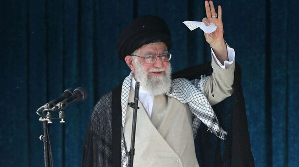 هدف امروز دشمن تغییر و تصرف در دل‌ها و فکرها و مغزهاست - اسپوتنیک ایران  