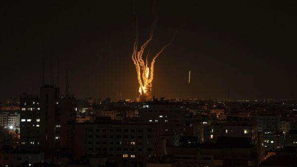 Запуск ракет из сектора Газа в направлении Израиля - اسپوتنیک ایران  