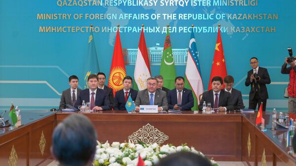 Встреча министров иностранных дел стран Центральной Азии и КНР - اسپوتنیک ایران  