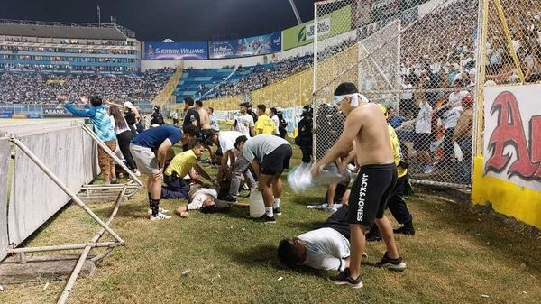 تراژدی در استادیوم فوتبال در السالوادور - اسپوتنیک ایران  