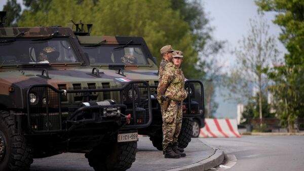 Солдаты НАТО во время обострения на севере края Косово и Метохия - اسپوتنیک ایران  