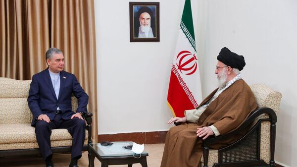 دیدار قربانقلی بردی محمداف با امام خامنه‌ای - اسپوتنیک ایران  