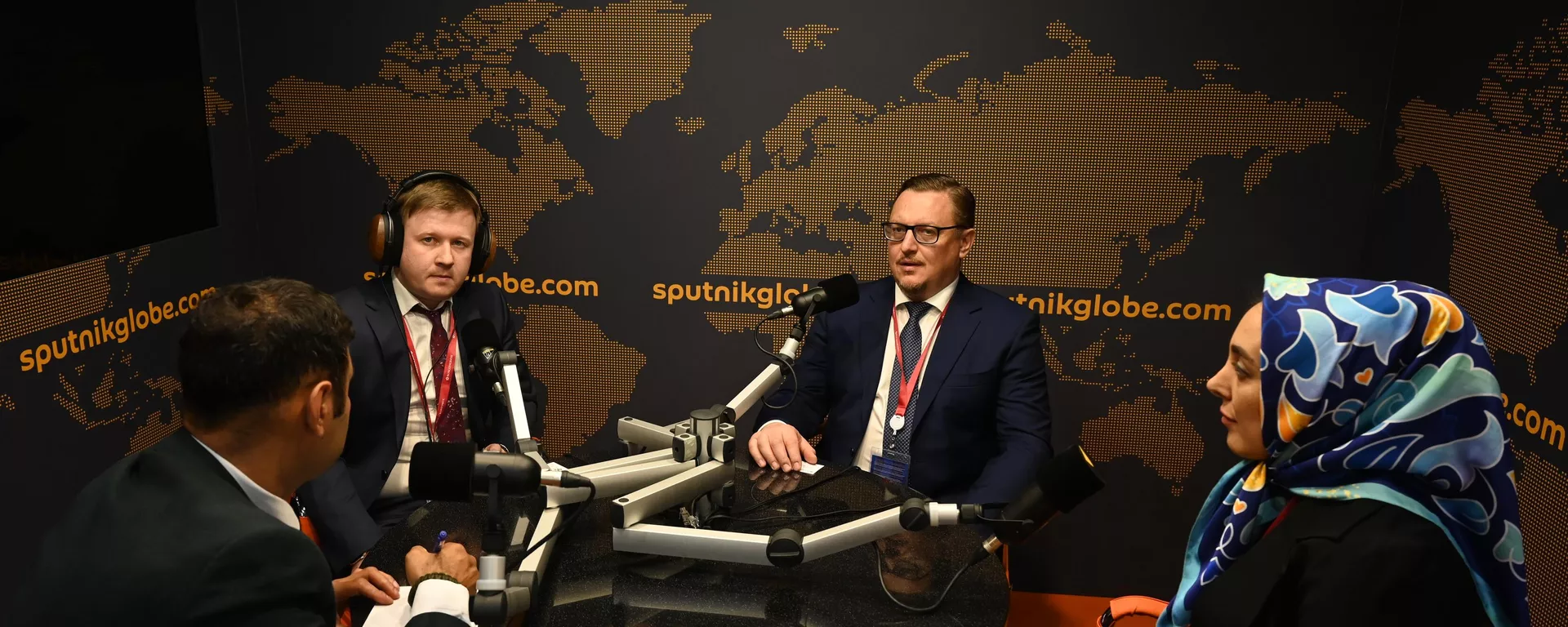 ПМЭФ-2023. Работа студии радио Sputnik - اسپوتنیک ایران  , 1920, 15.06.2023