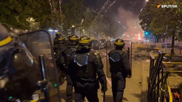 اعتراضات در فرانسه در پی کشته شدن نوجوان 17 ساله - اسپوتنیک ایران  