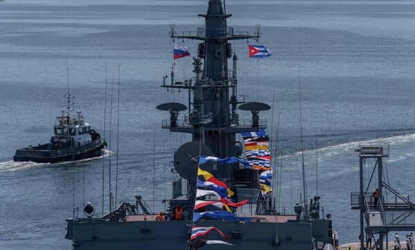 ناو آموزشی نیروی دریایی روسیه &quot;پرکوپ&quot; در خلیج هاوانا، کوبا، سه شنبه، 11 ژوئیه، 2023 - اسپوتنیک ایران  