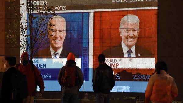 Экран с результатами выборов в Вашингтоне, США. Архивное фото - اسپوتنیک ایران  